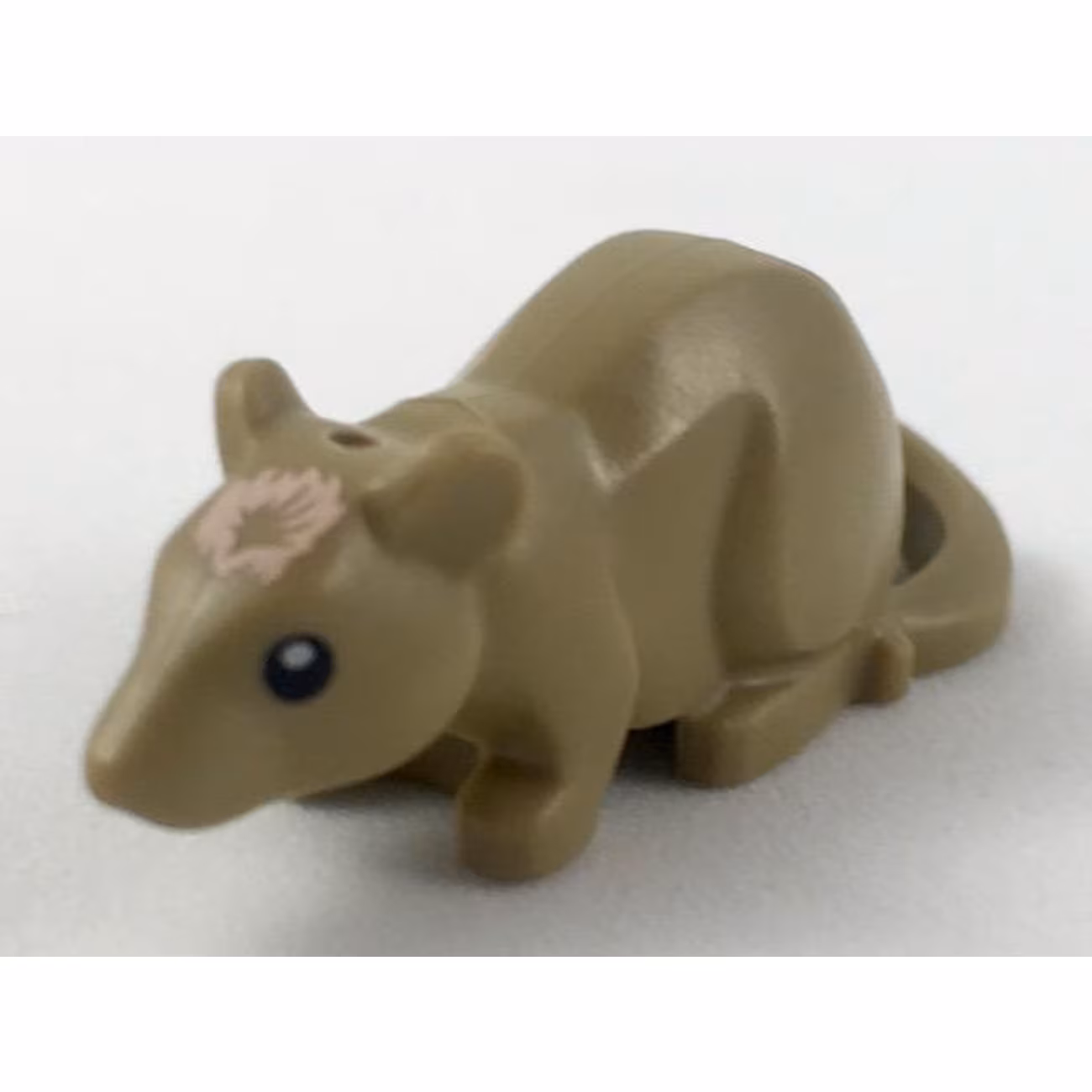 Rat / Mouse with Black Eyes and Light Nougat Blaze Pattern (HP Scabbers) Rat / Mouse with Black Eyes and Light Nougat Blaze Pattern (HP Scabbers)
