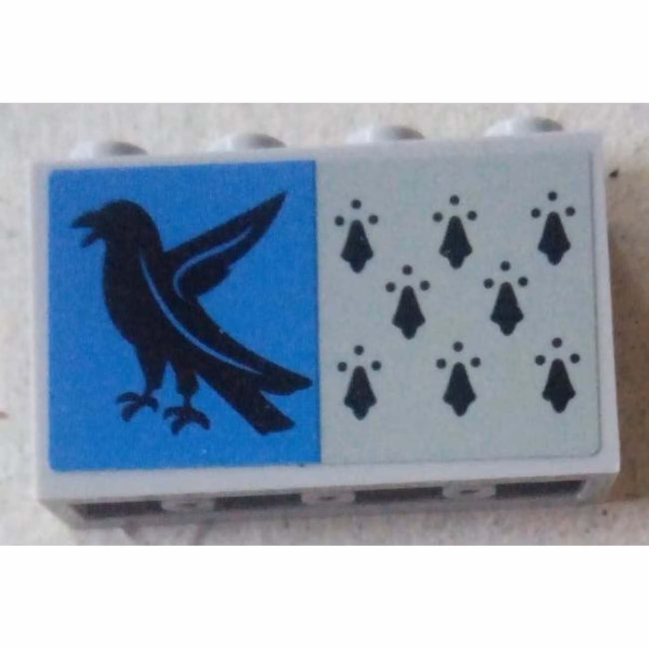 Panel 1 x 4 x 2 with Side Supports - Hollow Studs with 8 Black Spires and Eagle on Blue Background Pattern (Sticker) - Set 75956 Panel 1 x 4 x 2 with Side Supports - Hollow Studs with 8 Black Spires and Eagle on Blue Background Pattern (Sticker) - Set 75956