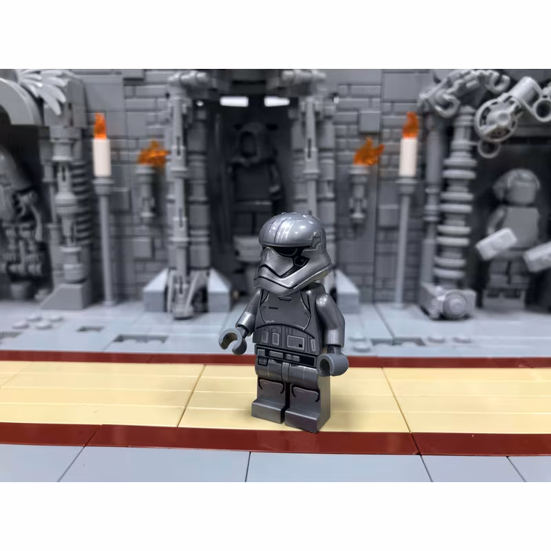 Captain Phasma (Pointed Mouth Pattern)