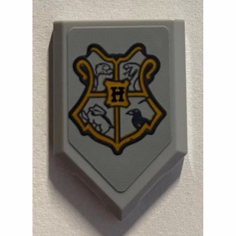 Tile, Modified 2 x 3 Pentagonal with Gold Coat of Arms Hogwarts Crest with 4 Animals Pattern (Sticker) - Set 76389 Tile, Modified 2 x 3 Pentagonal with Gold Coat of Arms Hogwarts Crest with 4 Animals Pattern (Sticker) - Set 76389